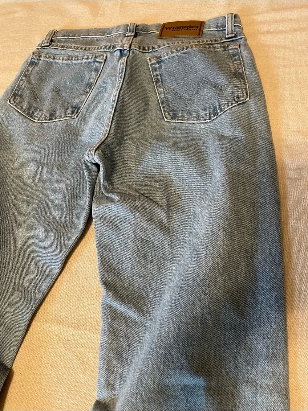 Light Blue Men's Wrangler Classic 5 pocket Straight Leg Jeans